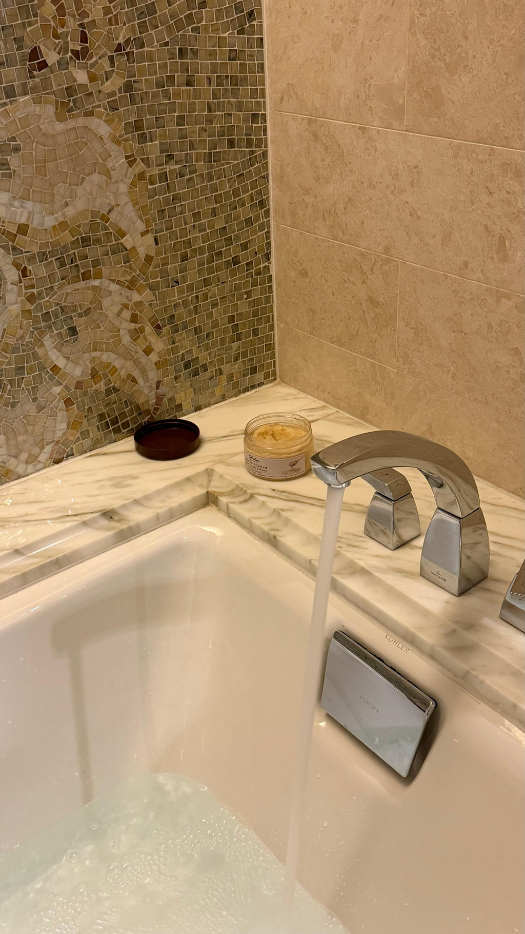 عَسَلُ فَانِيليَا